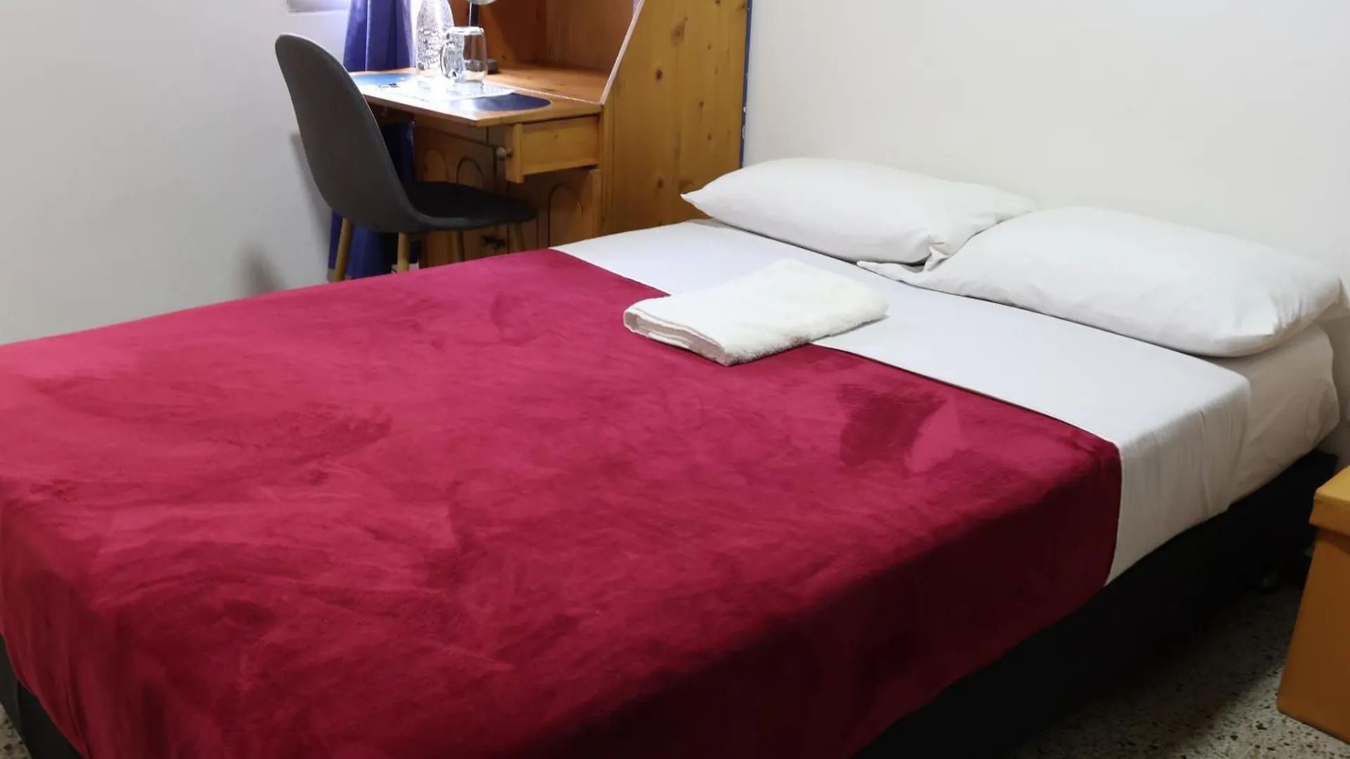 Homestay Living Poblado Manila 301 C Habitacion Individual Medellin Colombia