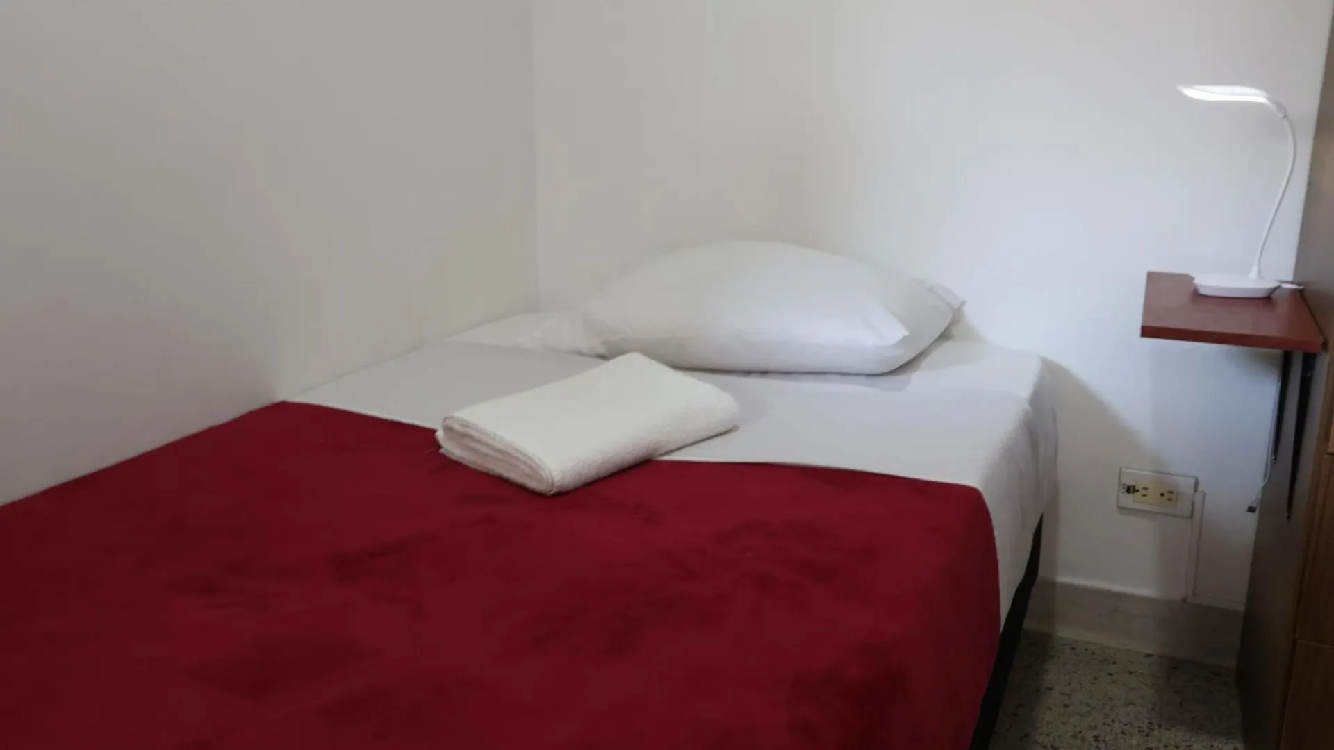 Homestay Living Poblado Manila 301 C Habitacion Individual Medellin