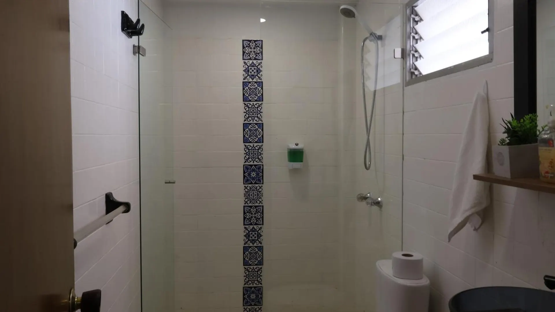 Living Poblado Manila 301 C Habitacion Individual Medellin Homestay
